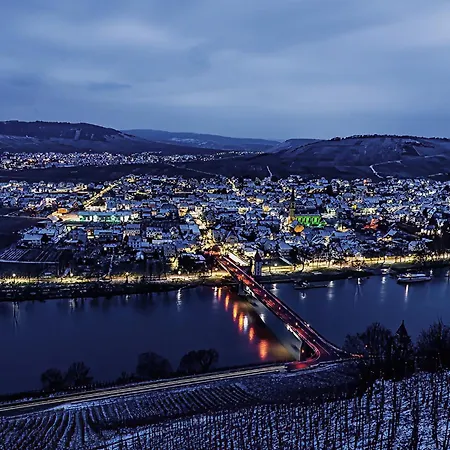 Kinofilmwohnung Mit Grossem Dachgarten Im Gaestehaus Graf-schmelzer Apartment *