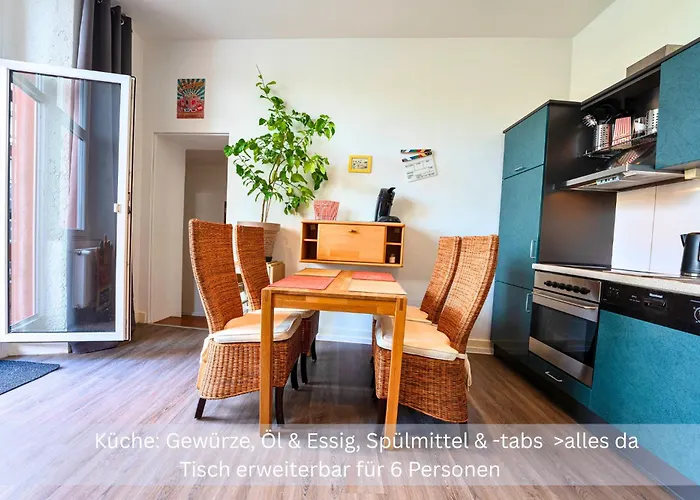 Kinofilmwohnung Mit Grossem Dachgarten Im Gaestehaus Graf-schmelzer 特里特海姆